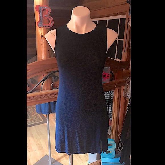 Gorgeous navy SEXY form fitting sheath dress - Picture 11 of 13